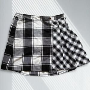 Edgy mixed-plaid mini skirt